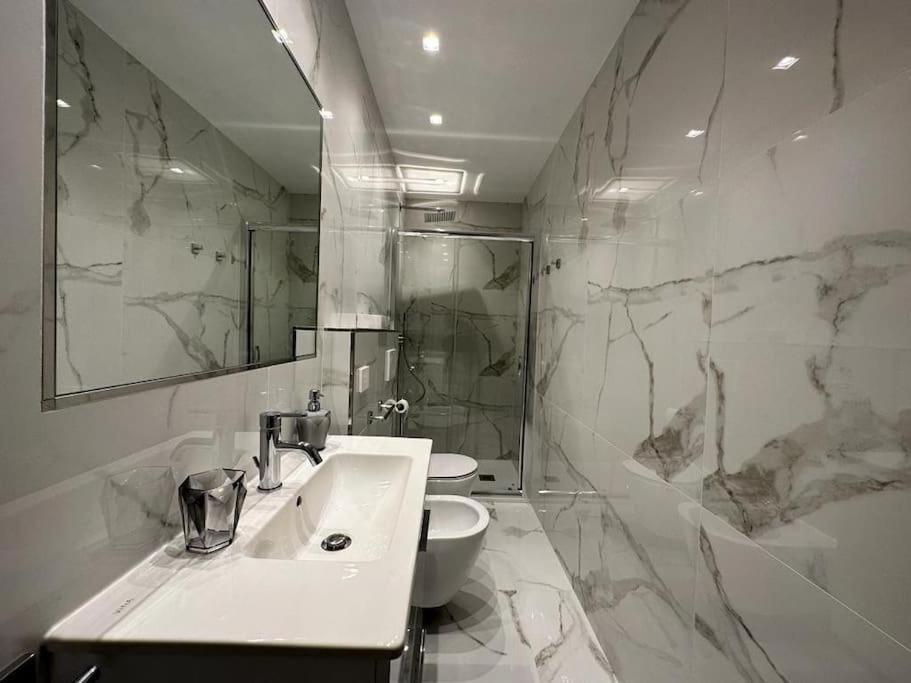 Suite Aurora Luxury In The Center Of Sanremo Ngoại thất bức ảnh